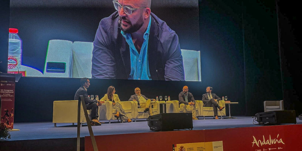 Un momento de la intervención del diputado de Turismo, Germán Beardo, en el Congreso